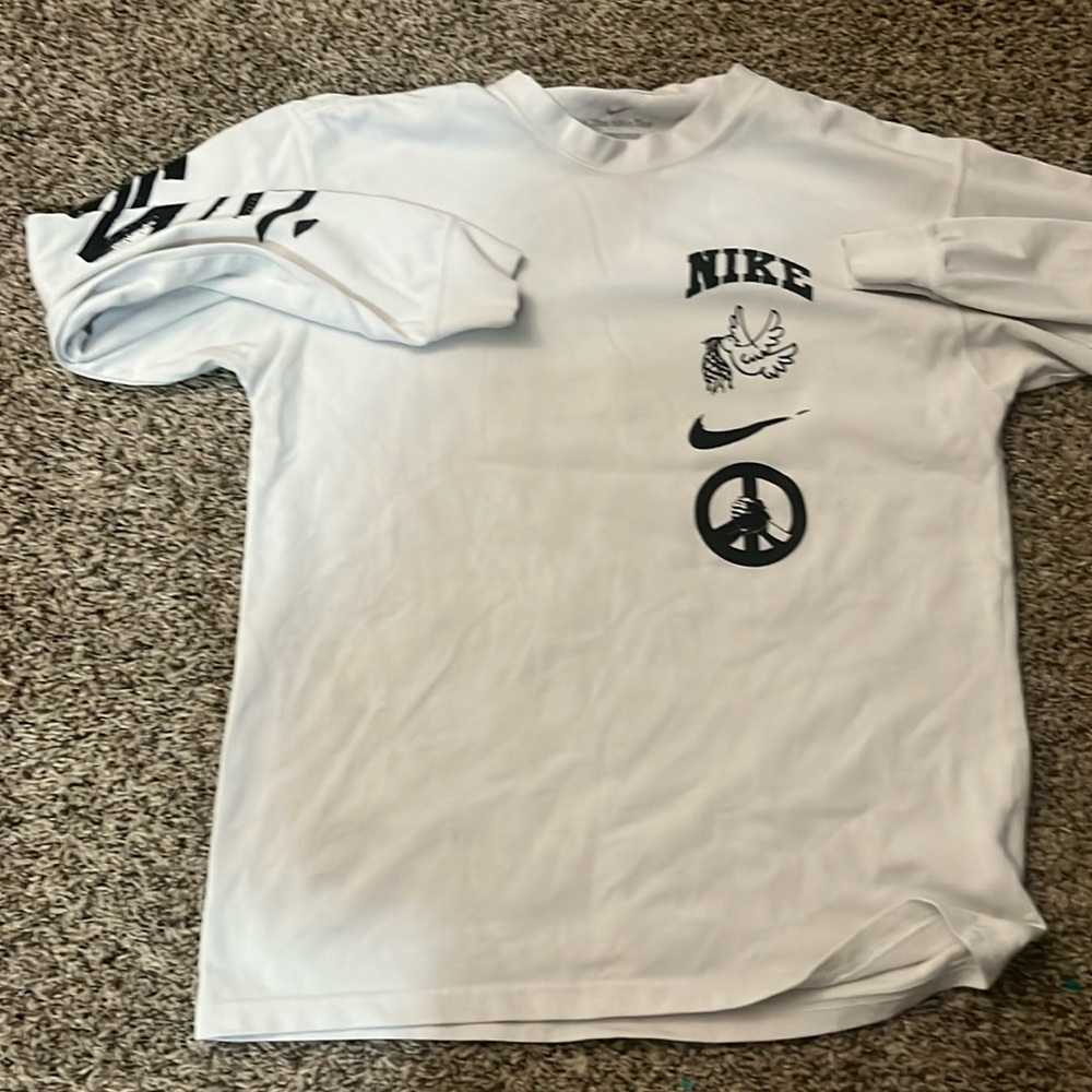 Nike shirt long sleeve